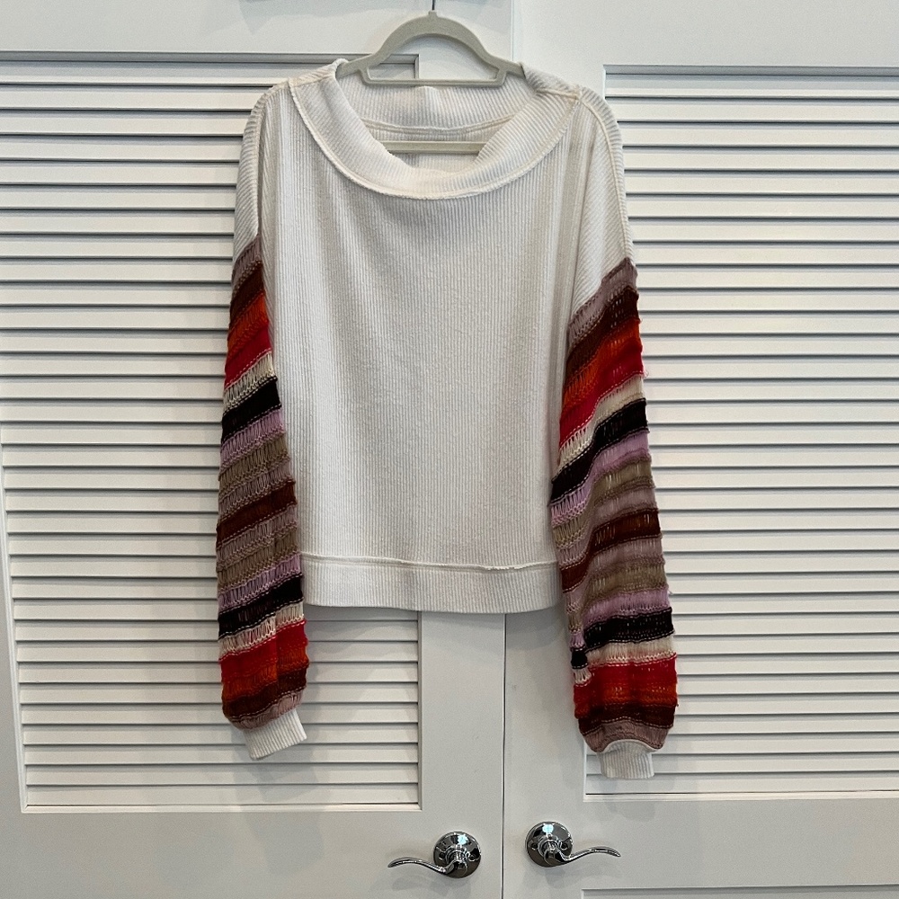 Qe The Free Women's White Sweater with Multicolor Stripe Sleeves